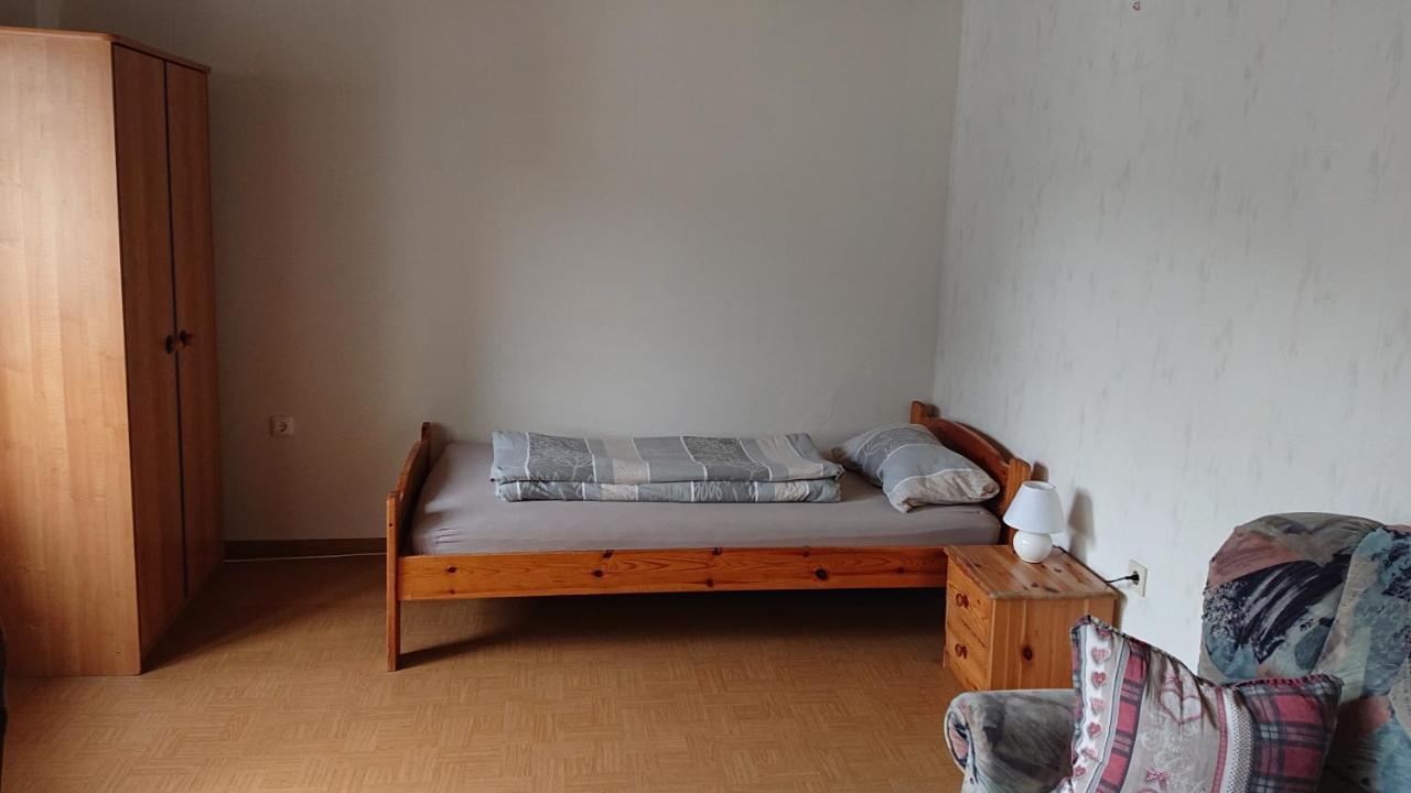 Ferienwohnung Linde - Marburg Biedenkopf Mit 5 Zimmer Und Balkon Frechenhausen Ngoại thất bức ảnh